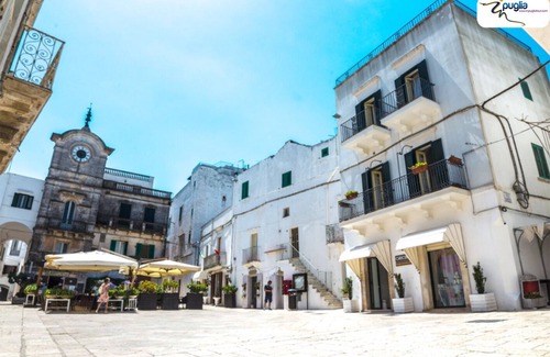 Old Town Cisternino House | Clock house with panoramic terrace view and wifi