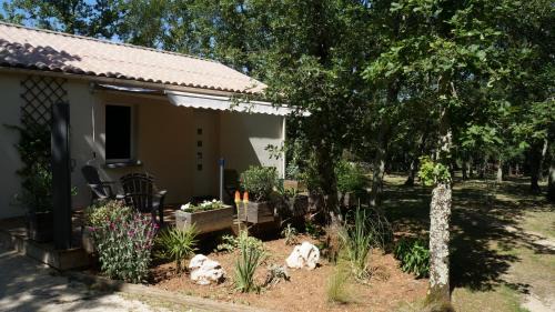 Labastide-de-Virac House | Clos l'Oustal