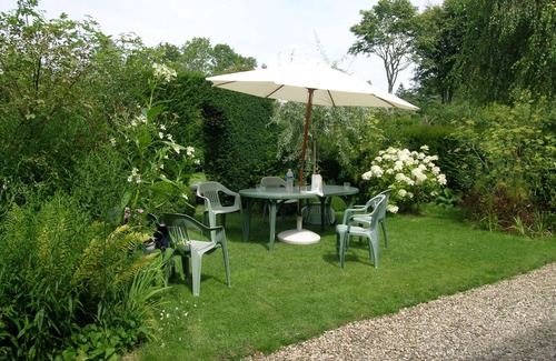 Varengeville-sur-Mer Ski Chalet | Clos Normand, pretty house in an exceptional garden
