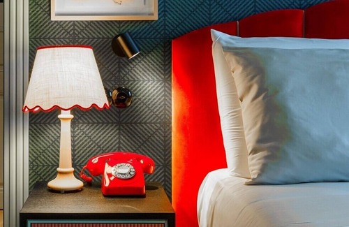 Centro / Baixa Hotel | Close to Avenida dos Aliados! Spacious Accommodation! Onsite Pool, Bike Rental!