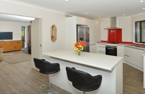 Ruakaka House | close to beach spacious and affordable