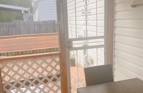 Hampton House | Close to Coliseum, Convention Center, VA Beach. Clean and safe location!