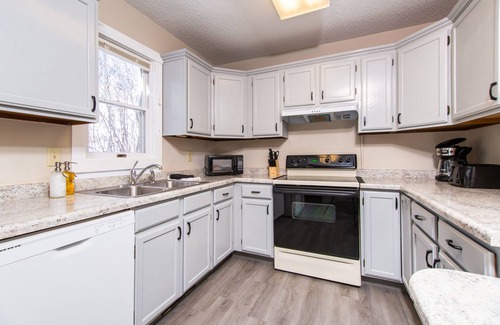 Rapid City House | ⁑Close to Downtown⁑Patio Seating⁑Clean&Quiet⁑