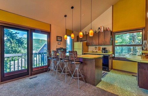 Downtown Park City Cabin | Close to Main St | Vintage Ski-In Cabin | Huge Deck
