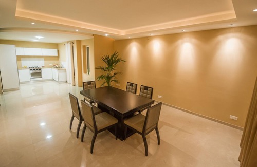 il-Baħrija Apartment | Close to Mdina & Golden Bay, private entrance 180sqm