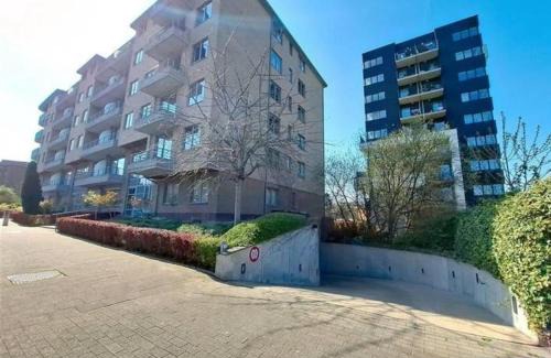 Evere Apartment | Close to NATO Bus Tram calm location parking extra onsite disc parking