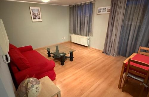 Evere Apartment | Close to NATO Bus Tram calm location parking extra onsite disc parking