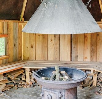 Kulhuse House | Close To Nature In Home With Own Lake