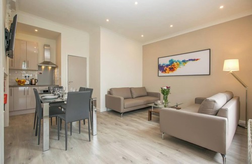 Portobello Apartment | Close to St Stephens Green 2 Bedroom Apartment