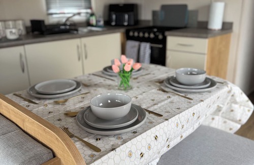 Leysdown-on-Sea House | Close to the beach