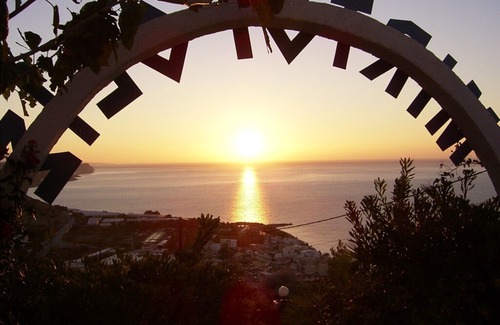 Myrtos House | Close to the beach, detached house with large garden and fantastic sea views