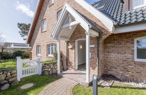 Westerland Apartment | Close to the beach. Quiet. Comfortable. - House Doktor-Ross-Straße