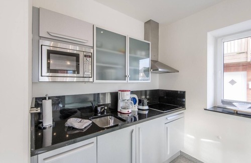 Westerland Apartment | Close to the beach. Quiet. Modern. - Art your Life - House Bundiswung