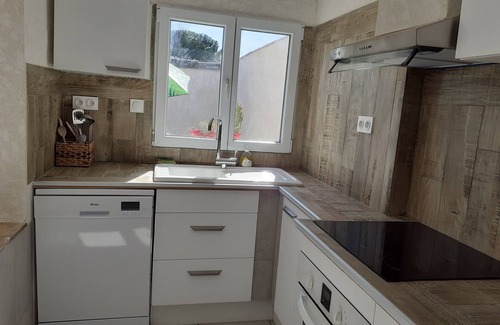 Pomerols House | CLOSE TO THE BEACHES recent house, all comfort CLIM 4 pers