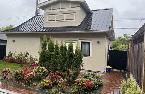 West Point Grey House | Close to UBC, 2 bedrooms 2 levels house