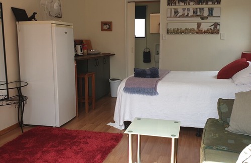Rotoorangi Apartment | Closeburn Lodge Studio