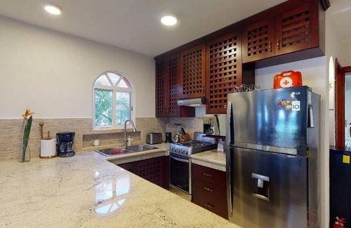 Cozumel Condo | Closest to Sandy Beach! Amazing views. Walk to Chankanaab, Uvas & Money Bar.