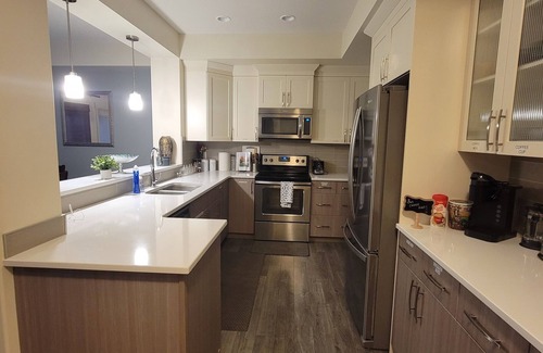 Southeast Edmonton House | Cloud9 at the hills
