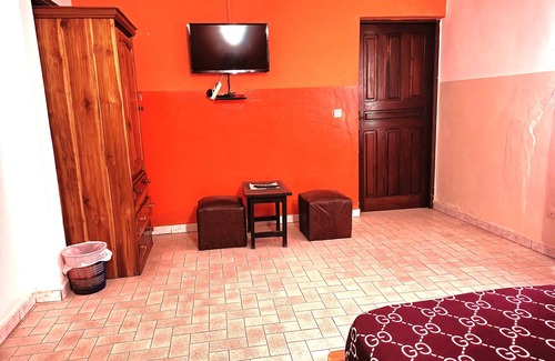 Lome Hotel | Cloud9