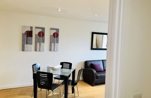 Woking Apartment | Cloud9SA - Park Heights