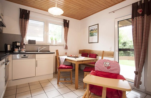Medebach Apartment | Cloverleaf, 80 sqm, 2 bedrooms, balcony and terrace, max. 5 persons
