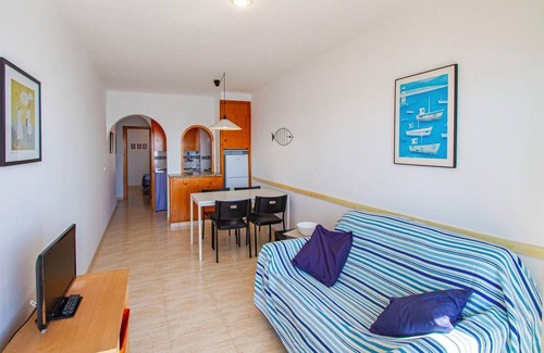 Sant Antoni de Calonge Apartment | Club Villamar - Apartment Playa offers practical and functional interiors with stunning Mediterra.