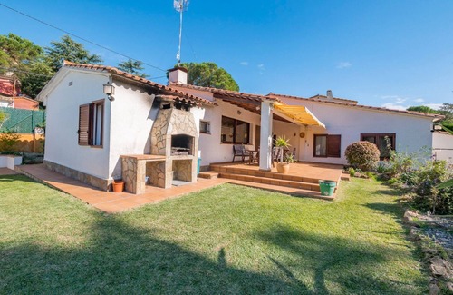 Rio d'Oro Villa | Club Villamar - Charming villa, very spacious and with a precious exterior area with garden, lawn.