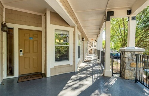Table Rock Condo | Club Wyndham Branson at the Meadows - 1 Bedroom Suite