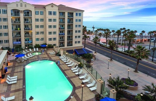 Townsite Resort | Club Wyndham Oceanside Pier Resort