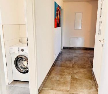 Leinefelde-Worbis Apartment | CLUBHAUS 6 - Dachwohnung mit 2 Schlafzimmern, Balkon & Netflix
