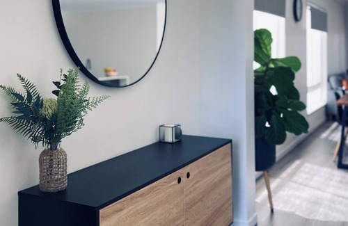 Ocean Grove House | Cluney Getaway – Cubby, Trampoline & Pet Friendly