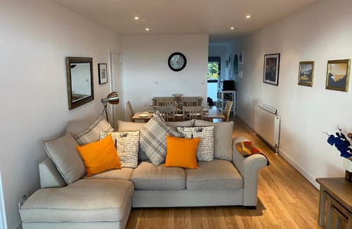 Glasgow Westend Apartment | Clydeside Apartment COP26 - Glasgow