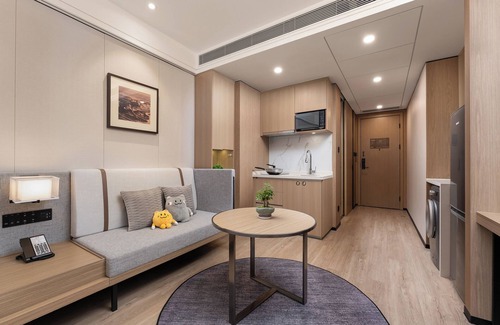 Luohu Hotel | CM Serviced Apartment Shenzhen Dongmen