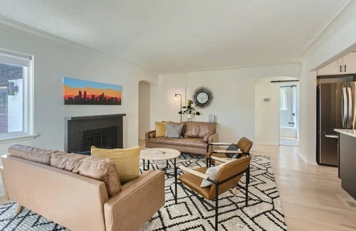 Barths House | CO Home base! Easy to the Mountains & Denver!