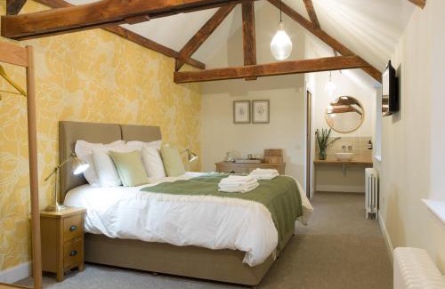Ratho Bed & Breakfast | Coach House Ratho Park Steading