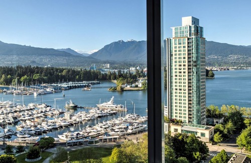 Coal Harbour Apartment | Coal Harbour Million Dollar Views