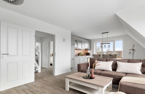 Westerdeichstrich Apartment | Coast 3 - 2 bedrooms, balcony with field view, shower room