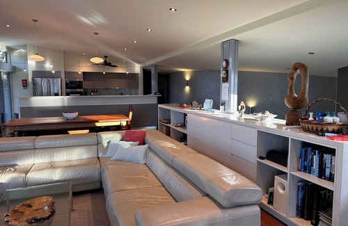 Culburra Beach House | Coast@Culburra - newly renovated - luxurious beachfront house with spa