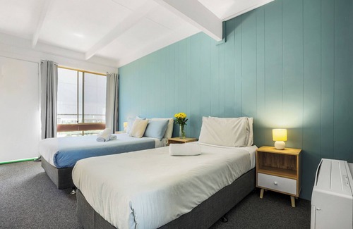 Eden Hotel | Coast Motel Eden