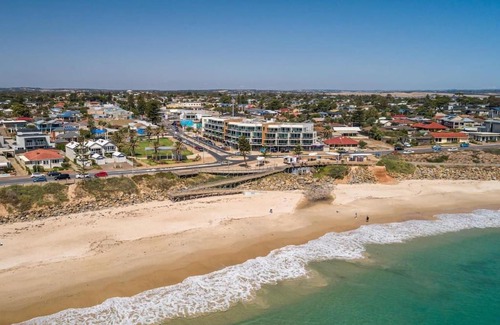 Christies Beach House | Coast on Clovelly Christies Beach