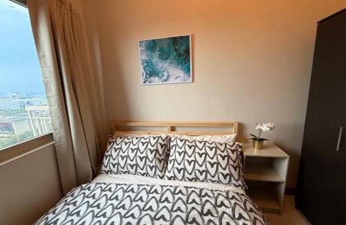 Luzon Apartment | Coast Residences 40th Floor Penthouse Pasay Manila