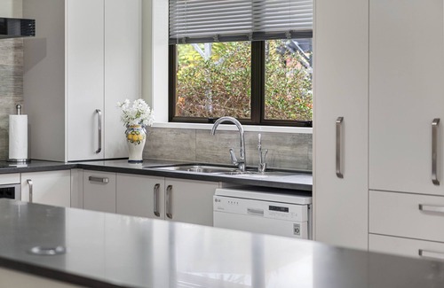 Raglan House | Coastal Calm - Raglan Holiday Home
