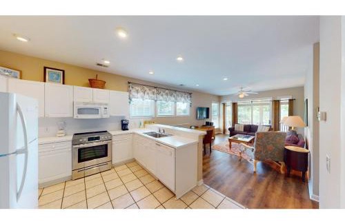 Litchfield by the Sea Villa | Coastal Charm 2BR Villa Lakeside Resort Amenities