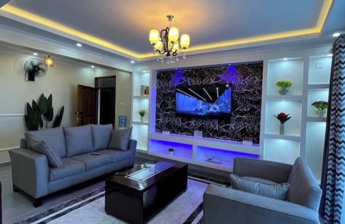 Nyali Apartment | Coastal Comfort: Cosy 2-Bedroom with Ensuite, Minutes from the Beach