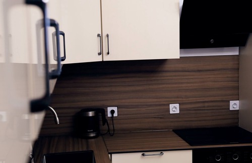 Ulcinj Villa | Coastal Comfort: Modern 2-Bedroom Getaway in Sunny Donji Štoj