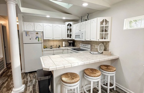 Myrtle Beach House | Coastal Corner House in the Award Winning Ocean Lakes! Includes golf cart!