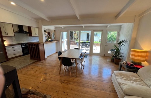 Malabar House | Coastal cottage by Malabar beach, 10km from Sydney CBD