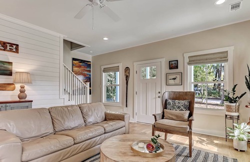 Midtown Cottage | Coastal Cottage in the Low Country!