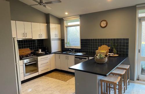 Blairgowrie House | Coastal Court Blairgowrie-walk to Pearce beach via National Coastal Trail