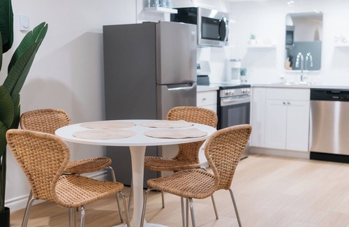 Red Deer House | Coastal Cove; A Tranquil Getaway
